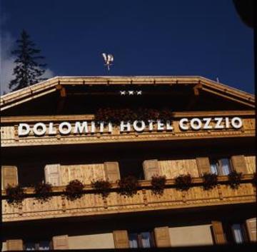 Dolomiti Hotel Cozzio 마돈나 디 캄필리오 외부 사진